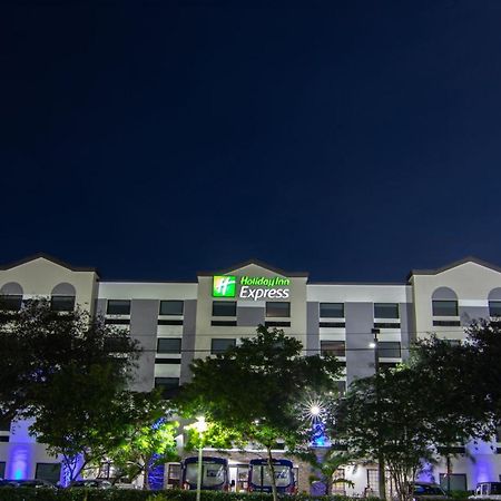 Holiday Inn Express And Suites Fort Lauderdale Airport West By Ihg Davie Dış mekan fotoğraf