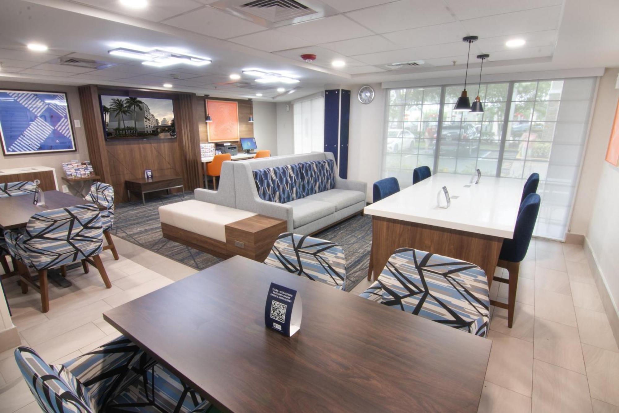 Holiday Inn Express And Suites Fort Lauderdale Airport West By Ihg Davie Dış mekan fotoğraf