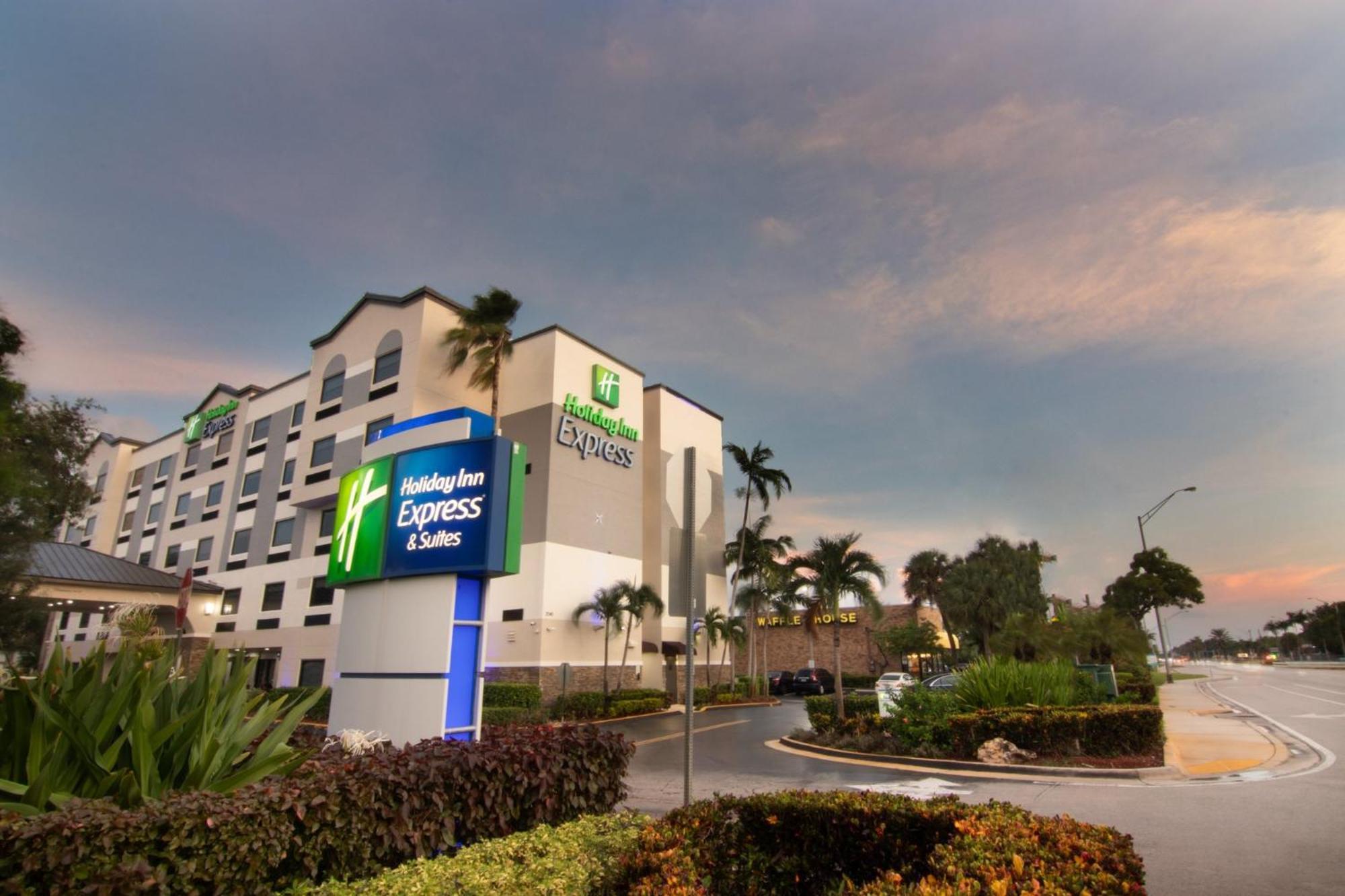 Holiday Inn Express And Suites Fort Lauderdale Airport West By Ihg Davie Dış mekan fotoğraf