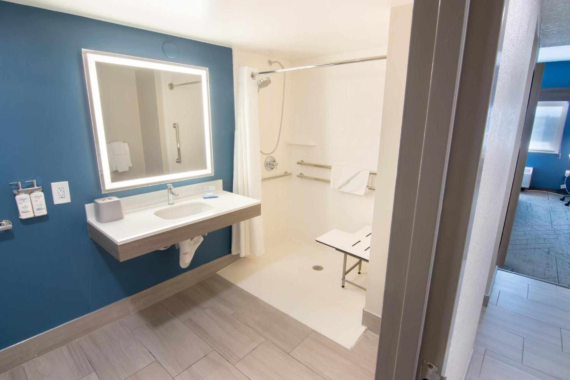 Holiday Inn Express And Suites Fort Lauderdale Airport West By Ihg Davie Dış mekan fotoğraf